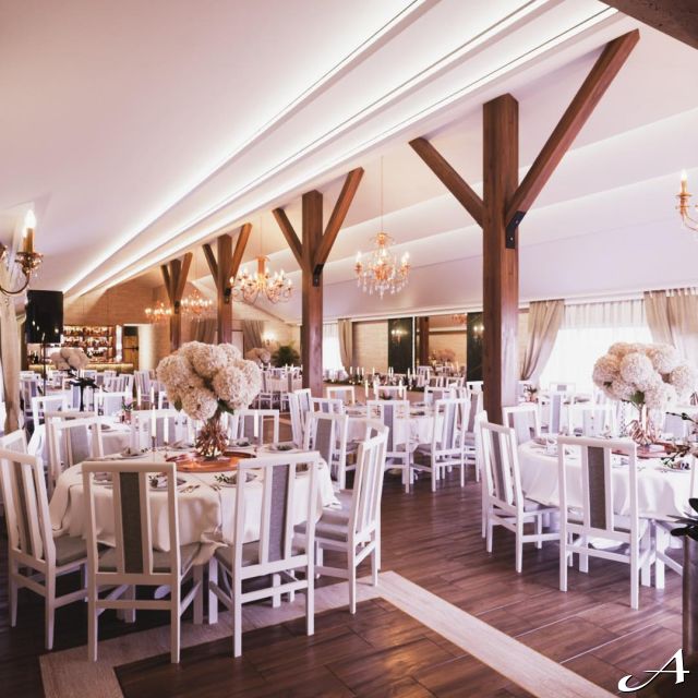 Hotel restoran Vila Konak - elegantno uređena sala
