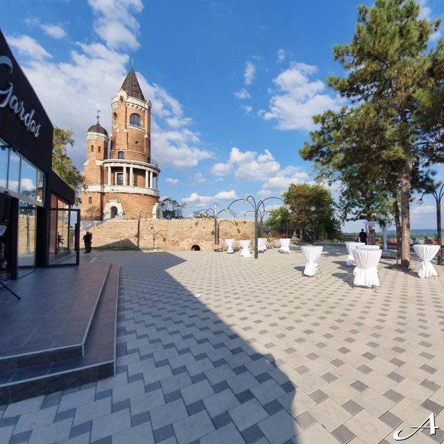 Restoran Gardoš - terasa i kula