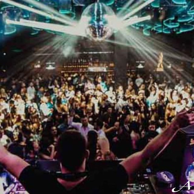 Klub Hype - gužva na plesnom podijumu