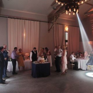 Event centar Beton - ljudi na proslavi