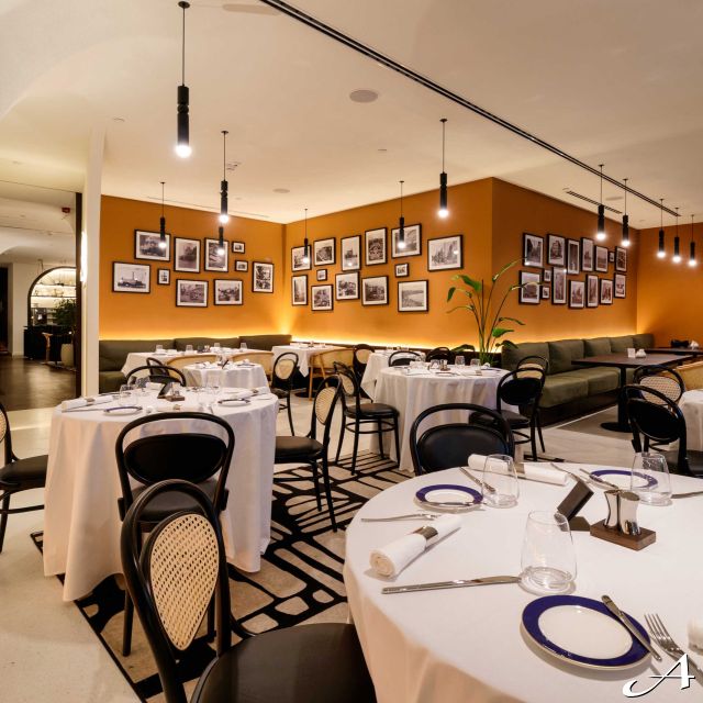 Hotel Radisson - elegantno uređena sala
