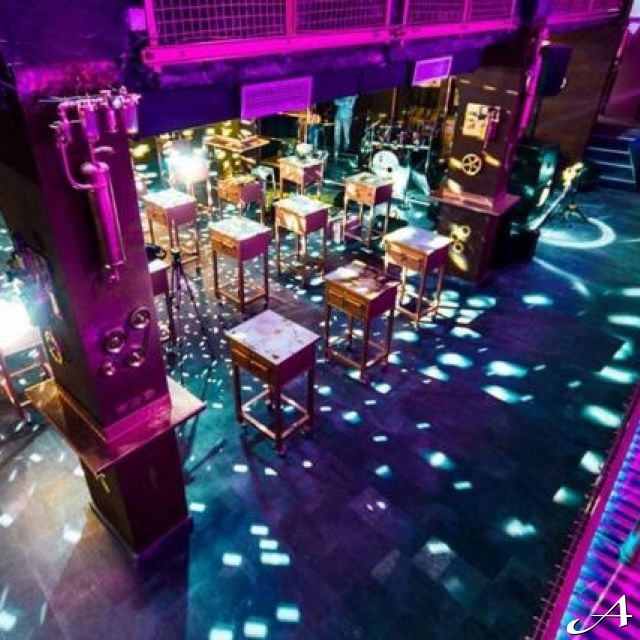 Klub Taš - prazna plesna sala