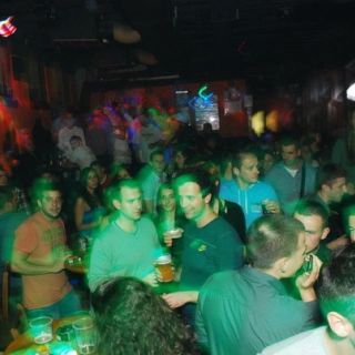 Klub Danguba - ljudi u klubu