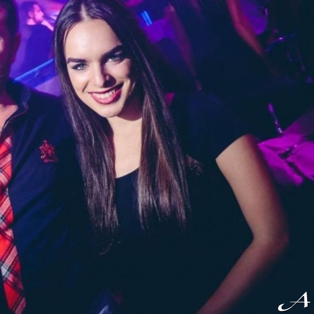 Doček Nove godine - ljudi na žurci