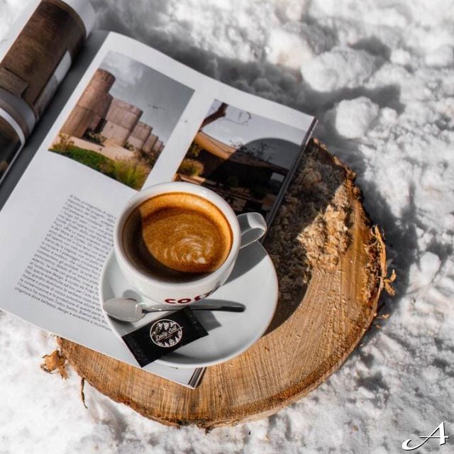 Doček Nove godine - kafa na drvetu