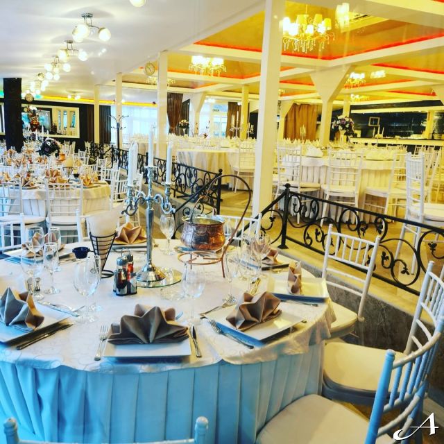 Restoran Princ - dekorisani stolovi