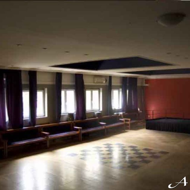 Semafor žurka - prazna sala