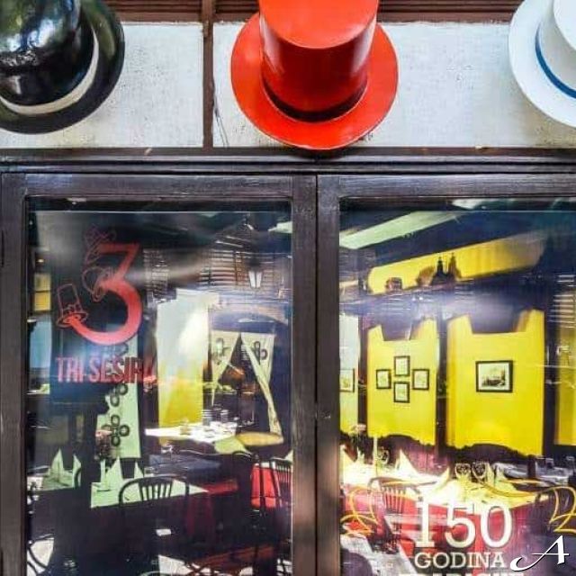 Doček Nove godine - ulaz restorana