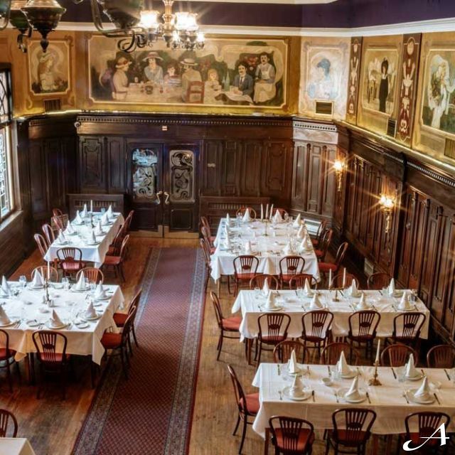 Restoran Dva jelena - prazni stolovi