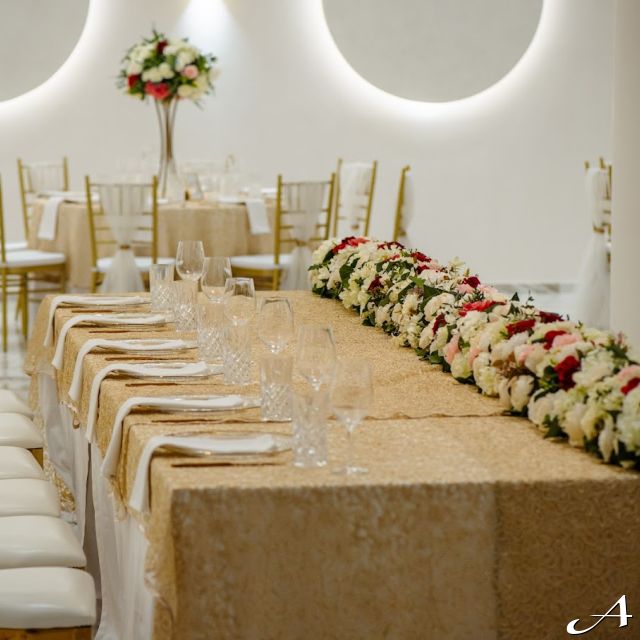 Faena Event Hall - dekorisan sto za doček