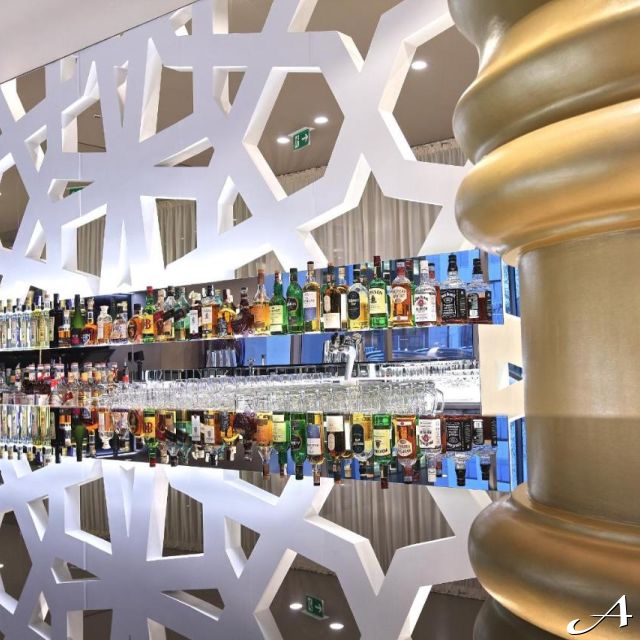 Hotel Falkensteiner - bar sa pićem