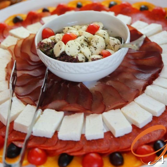 Restoran Gardoš - tanjir sa hladnim narescima