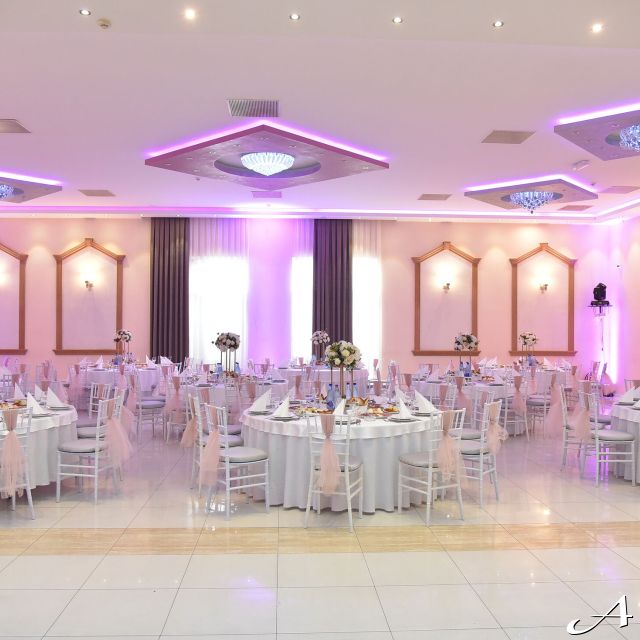 Event centar Mali Vikend - dekorisane sale