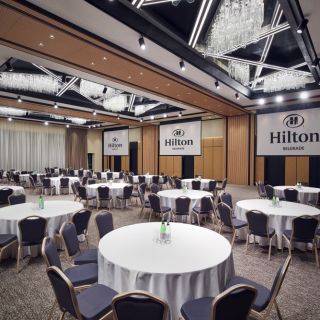Hilton doček Nove godine - prazne sale