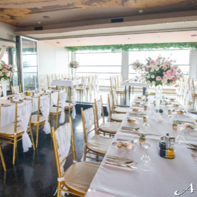 Restoran Caruso - dekorisani stolovi