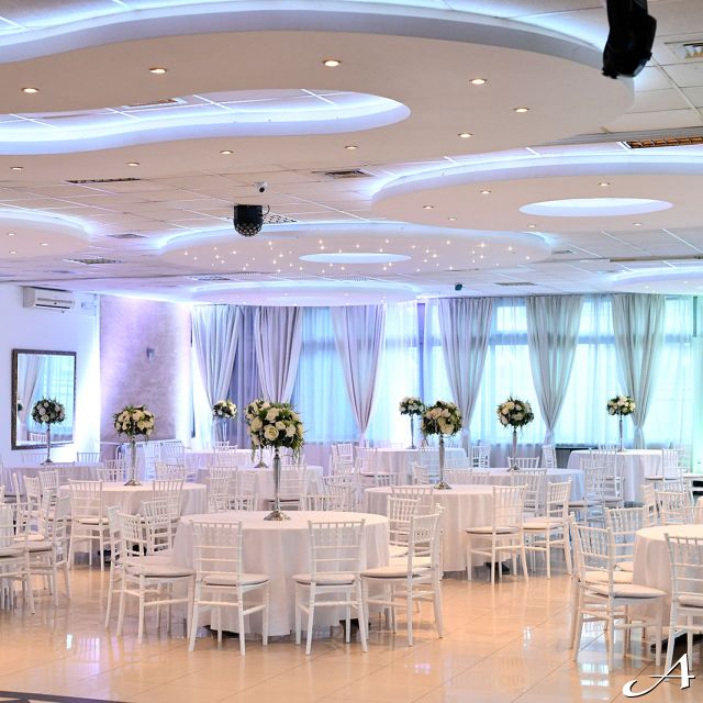 Restoran Grand Ada - praznični stoovi