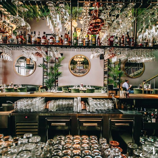 Gastro bar - pogled na šank
