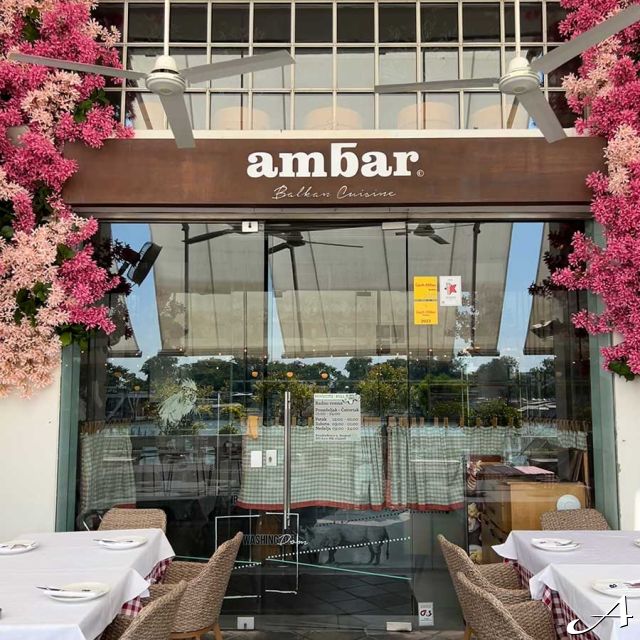 Restoran Ambar - ulaz sa stolovima