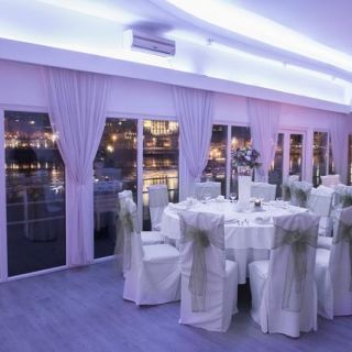 Doček Nove godine - elegantno dekorisan prostor