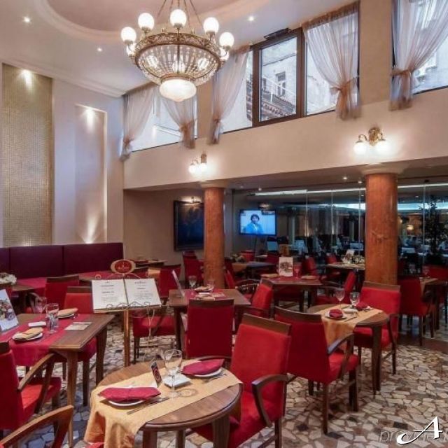 Hotel Majestic - elegantna trpezarija