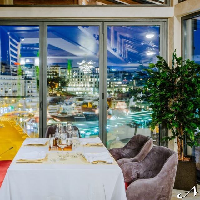 Restoran Mokum - praznični sto