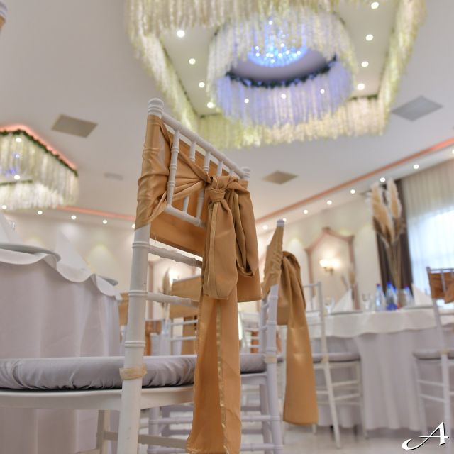 Event centar Mali Vikend - dekorisane stolice