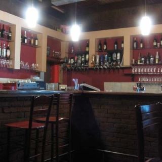 Klub Danguba - prazan bar