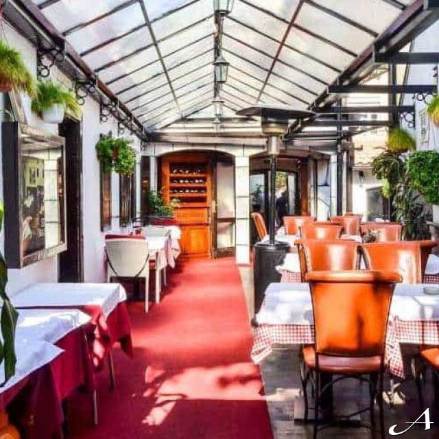 Doček Nove godine - enterijer restorana