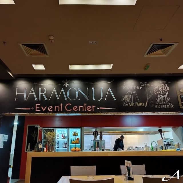 Restoran Harmonija - šank i kuhinja