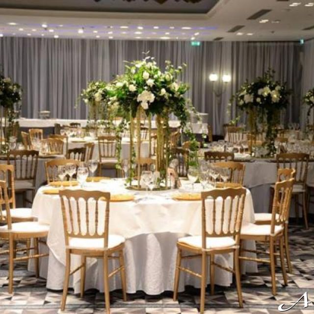 Hotel Metropol Palace - dekorisane stolove