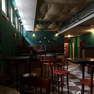 Klub Danguba - prazan enterijer