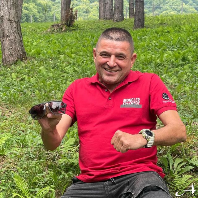 Doček Nove godine - muškarac u prirodi