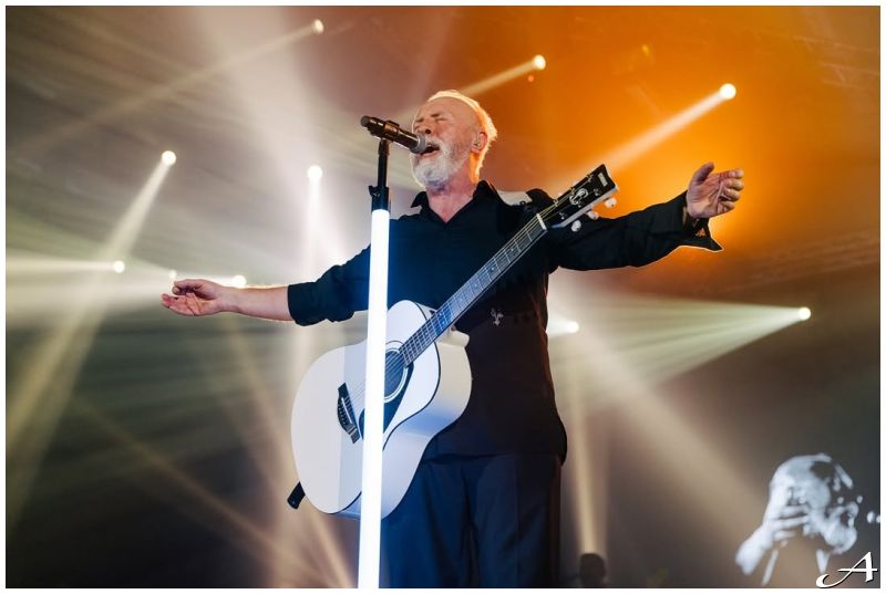 Ko su najplaćeniji pevači za Novu godinu?