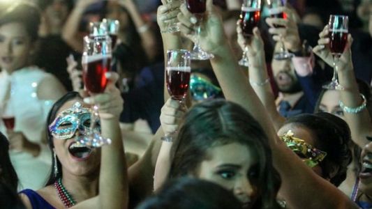 Organizacija novogodišnje žurke u stanu Organizacija novogodišnje žurke u stanu