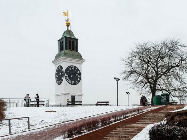 Novogodišnji doček na Trgu Slobode u Novom Sadu